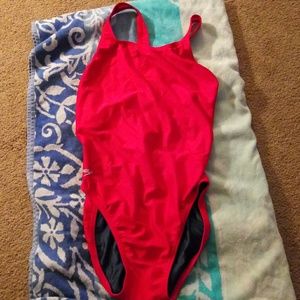 Speedo Swimsuit. Quick dry. Racer style